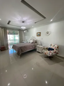 Sobrado com 4 Quartos à venda, 306m² no Buraquinho, Lauro de Freitas