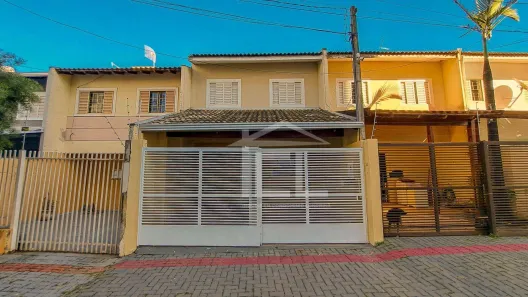 Casa com 3 Quartos para alugar, 90m² no Conjunto Habitacional Santiago II, Londrina