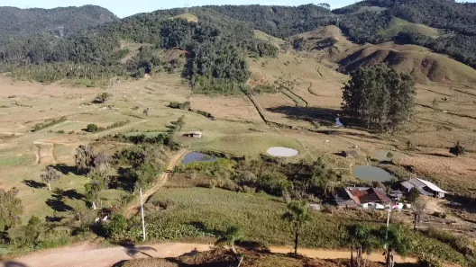 Fazenda / Sítio / Chácara à venda, 37000m² no Centro, Águas Mornas