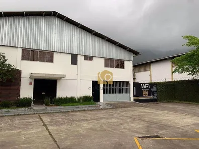 Galpão / Depósito / Armazém à venda, 1700m² no Jacarepaguá, Rio de Janeiro