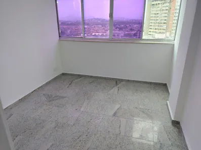 Conjunto Comercial / Sala para alugar, 128m² no Jardim Vinte e Cinco de Agosto, Duque de Caxias