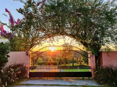 Fazenda / Sítio / Chácara com 6 Quartos à venda, 700m² no Mairinque, Mairinque