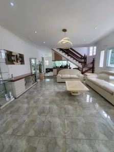 Casa de Condomínio com 4 Quartos para alugar, 300m² no Alphaville, Santana de Parnaíba