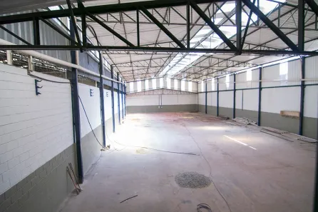 Galpão / Depósito / Armazém à venda, 1200m² no Distrito Industrial Jardim Piemont Norte, Betim