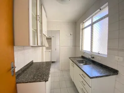 Apartamento com 2 Quartos para alugar, 72m² no Hauer, Curitiba