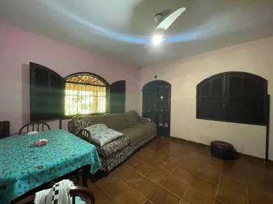 Fazenda / Sítio / Chácara com 8 Quartos à venda, 909m² no Citrolândia, Guapimirim