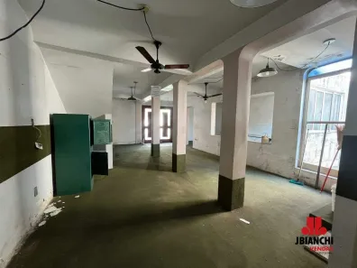 Prédio Inteiro para alugar, 136m² no Centro, Mogi das Cruzes