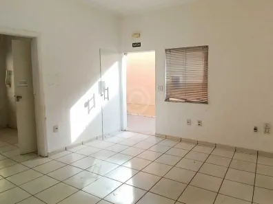 Conjunto Comercial / Sala para alugar, 185m² no Centro, Itatiba