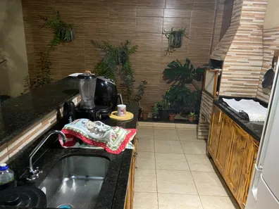 Casa de Condomínio com 3 Quartos para alugar, 100m² no Jardim Decolores, Trindade