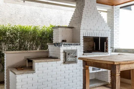 Sobrado com 6 Quartos para venda ou aluguel, 480m² no Tamboré, Santana de Parnaíba