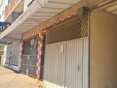 Prédio Inteiro com 5 Quartos à venda, 250m² no Ceilândia Sul, Brasília