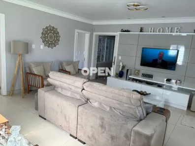 Sobrado com 4 Quartos à venda, 290m² no Niterói, Canoas