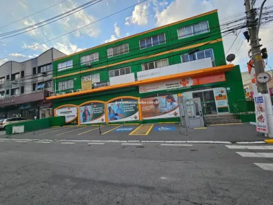 Casa Comercial para alugar, 300m² no Vila Santa Luzia, Taboão da Serra