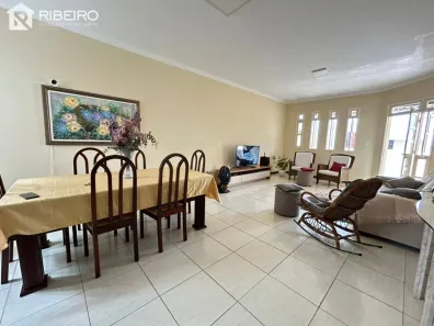 Casa com 3 Quartos à venda, 351m² no São José, Aracaju