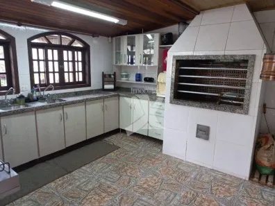 Casa com 3 Quartos para alugar, 120m² no Shangrila, Pontal do Paraná