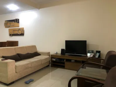 Sobrado com 3 Quartos à venda, 207m² no Vila Belvedere, Americana