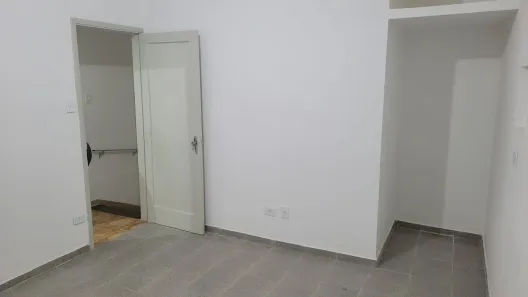 Casa de Vila com 2 Quartos para alugar, 80m² no Embaré, Santos