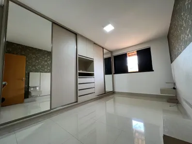 Casa de Condomínio com 3 Quartos à venda, 190m² no Sítios Santa Luzia, Aparecida de Goiânia