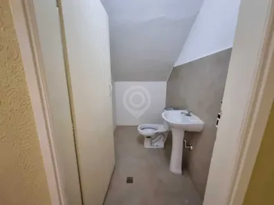 Loja / Salão / Ponto Comercial para alugar, 77m² no Centro, Itatiba