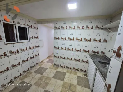 Casa com 2 Quartos à venda, 98m² no Comendador Soares, Nova Iguaçu