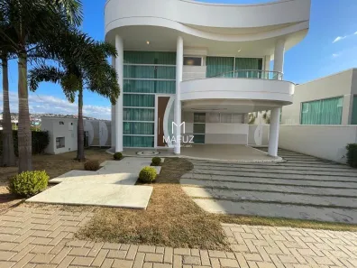 Casa com 4 Quartos para alugar, 346m² no Angicos, Vespasiano