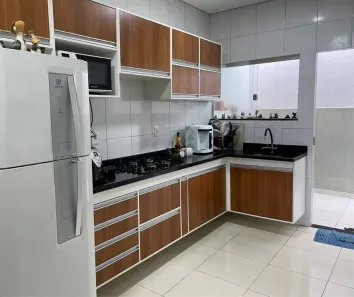 Casa de Condomínio com 2 Quartos para alugar, 82m² no Flores, Manaus