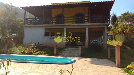 Fazenda / Sítio / Chácara com 3 Quartos à venda, 200m² no Goiabal, Barra Mansa