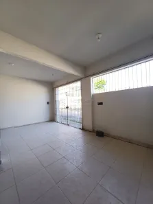 Casa com 3 Quartos para alugar, 134m² no Barro, Recife