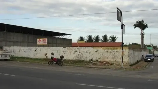 Terreno / Lote / Condomínio para alugar, 1204m² no Pajuçara, Maracanaú