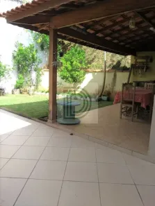 Casa com 2 Quartos à venda, 150m² no Centro, Embu das Artes
