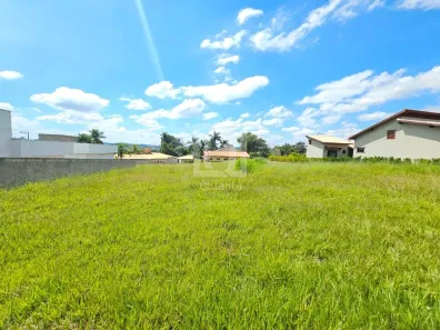 Terreno / Lote / Condomínio à venda, 865m² no Village da Serra, Araçoiaba da Serra