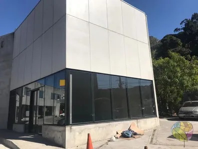Loja / Salão / Ponto Comercial para alugar, 41m² no Jardim Zaira, Mauá