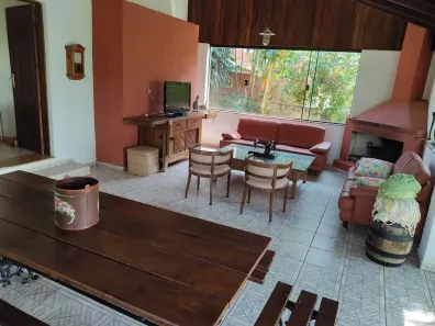 Fazenda / Sítio / Chácara com 3 Quartos para alugar, 350m² no Residencial Alvorada, Araçoiaba da Serra