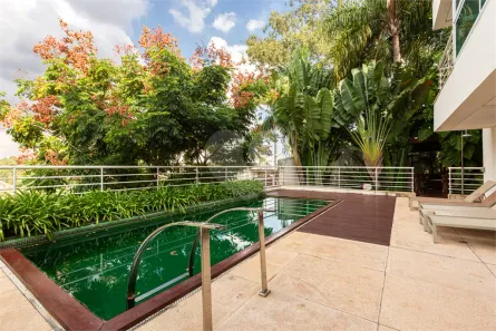 Casa com 4 Quartos à venda, 800m² no Jardim Vitória Régia, São Paulo