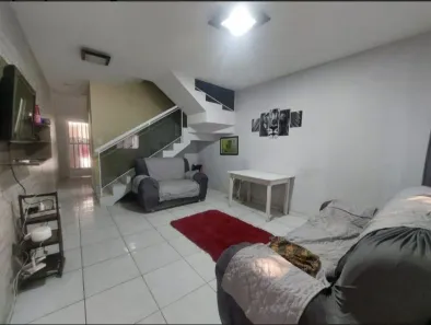 Casa com 2 Quartos à venda, 65m² no Fanchem, Queimados