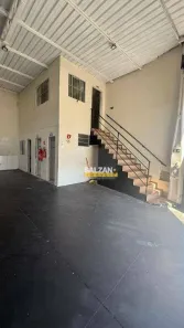 Galpão / Depósito / Armazém para alugar, 300m² no Jardim Continental III, Taubaté