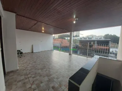 Casa com 3 Quartos para alugar, 120m² no Jardim Belval, Barueri