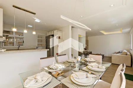Casa de Condomínio com 3 Quartos para alugar, 94m² no Barreirinha, Curitiba
