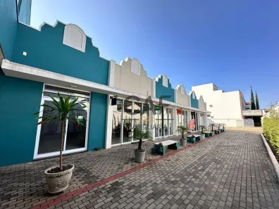 Conjunto Comercial / Sala para alugar, 36m² no Centro, Holambra