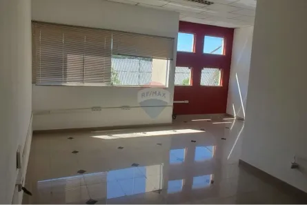 Conjunto Comercial / Sala para alugar, 44m² no Centro, Vinhedo
