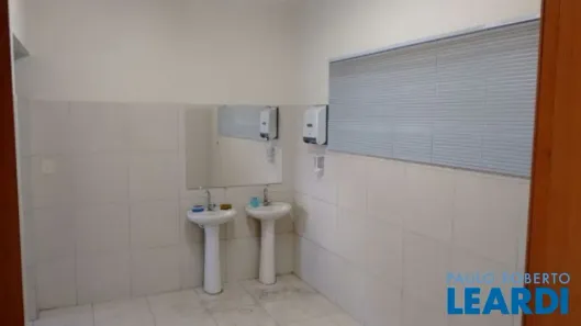 Galpão / Depósito / Armazém para alugar, 1537m² no Parque Maringá, Arujá