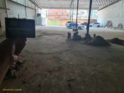 Galpão / Depósito / Armazém para venda ou aluguel, 1500m² no Centro, Nilópolis