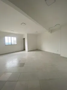 Prédio Inteiro para alugar, 24m² no Chácaras Arcampo, Duque de Caxias