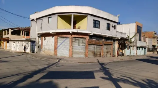 Loja / Salão / Ponto Comercial para alugar, 100m² no Xavantes, Belford Roxo