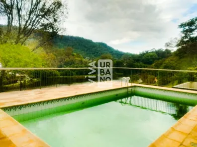 Fazenda / Sítio / Chácara com 2 Quartos à venda, 8000m² no , Piraí