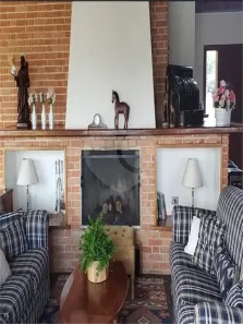 Fazenda / Sítio / Chácara com 6 Quartos à venda, 400m² no Sebandilha, Mairinque