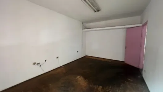Sobrado com 3 Quartos para alugar, 110m² no Vila Teixeira, Salto