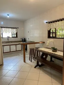 Casa com 3 Quartos à venda, 175m² no Samambaia, Petrópolis