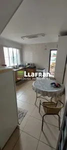 Casa com 3 Quartos para alugar, 175m² no Jardim Monte Alegre, Taboão da Serra