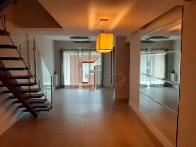 Cobertura com 3 Quartos à venda, 172m² no Itaipava, Petrópolis